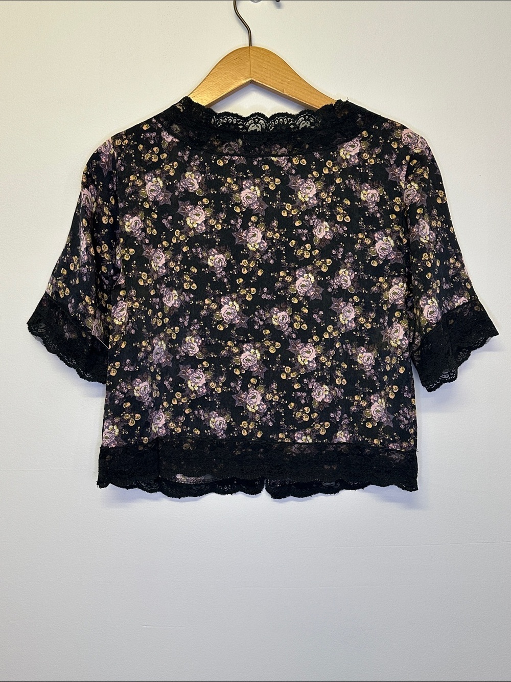 Lucky Brand Black Floral Lace-Trim Button Front Blouse - Picture 4 of 8